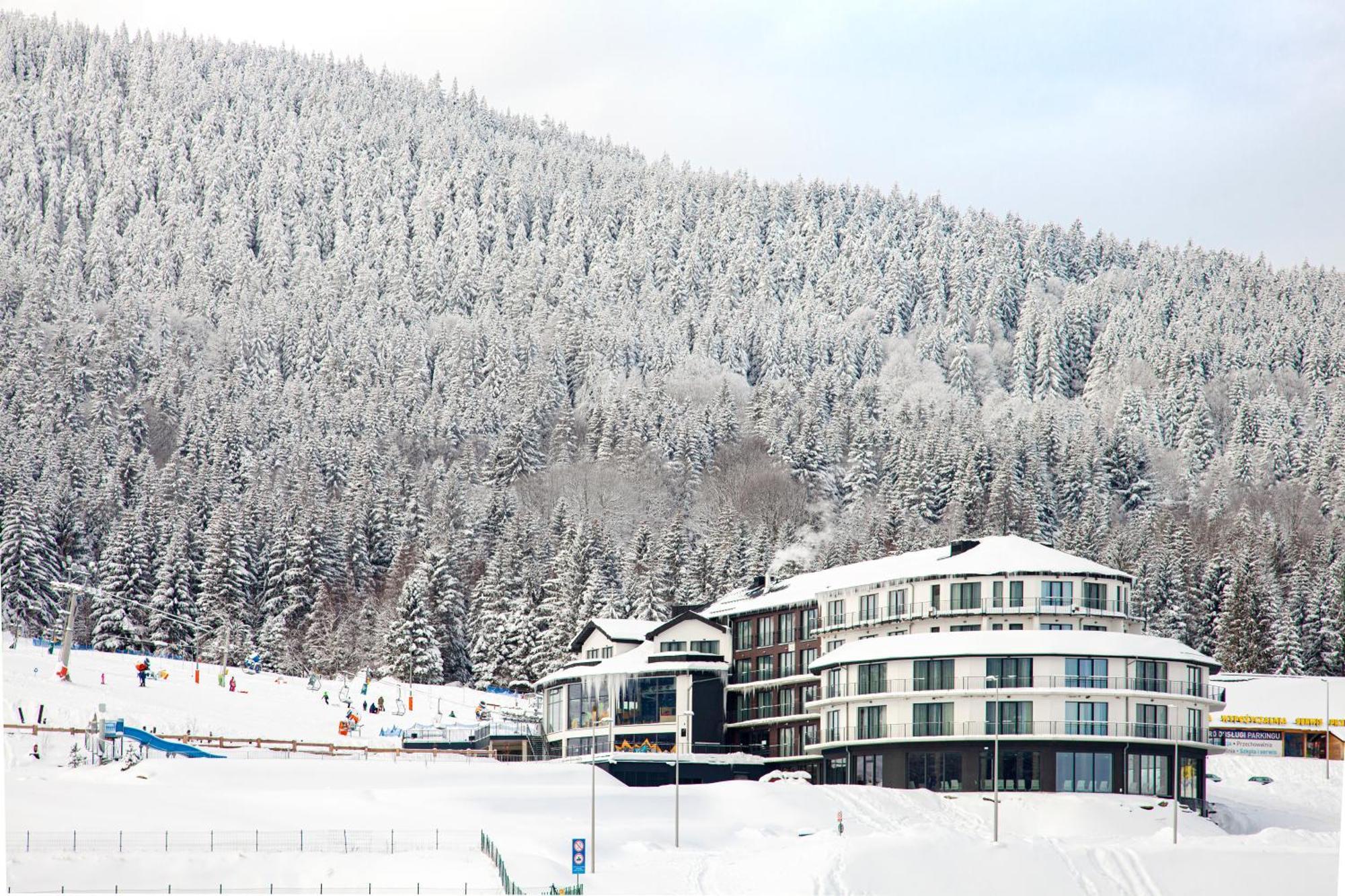 سيينا Czarna Perla - Czarna Gora Resort المظهر الخارجي الصورة